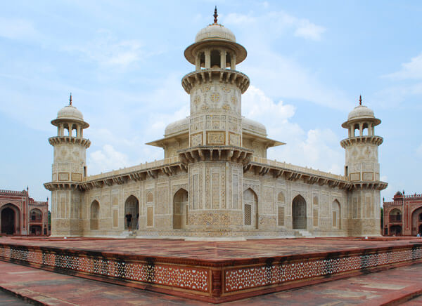Itimad-Ud-Daulah Tomb, Agra