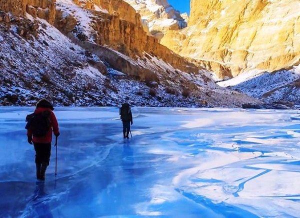 Chadar Frozen River Trek, Ladakh