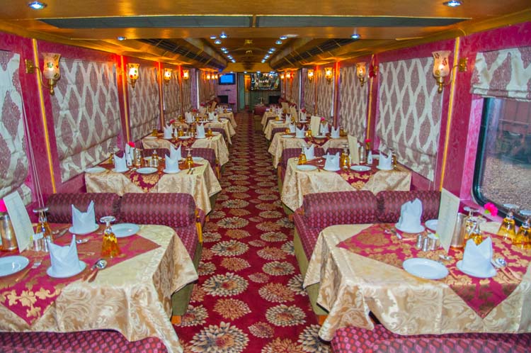 Restro Lounge Sheesh Mahal