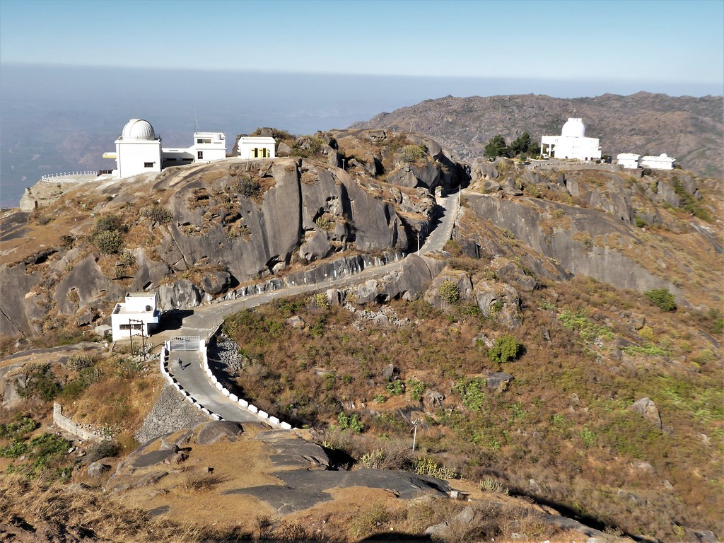 Guru Shikhar, Mount Abu
