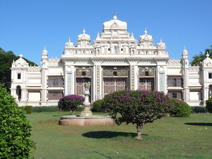karnataka tourist places near kerala
