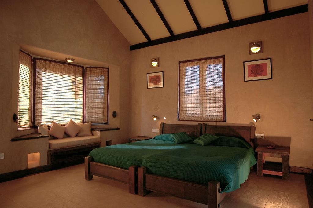 Kings Lodge Bandhavgarh Cottage Bedroom