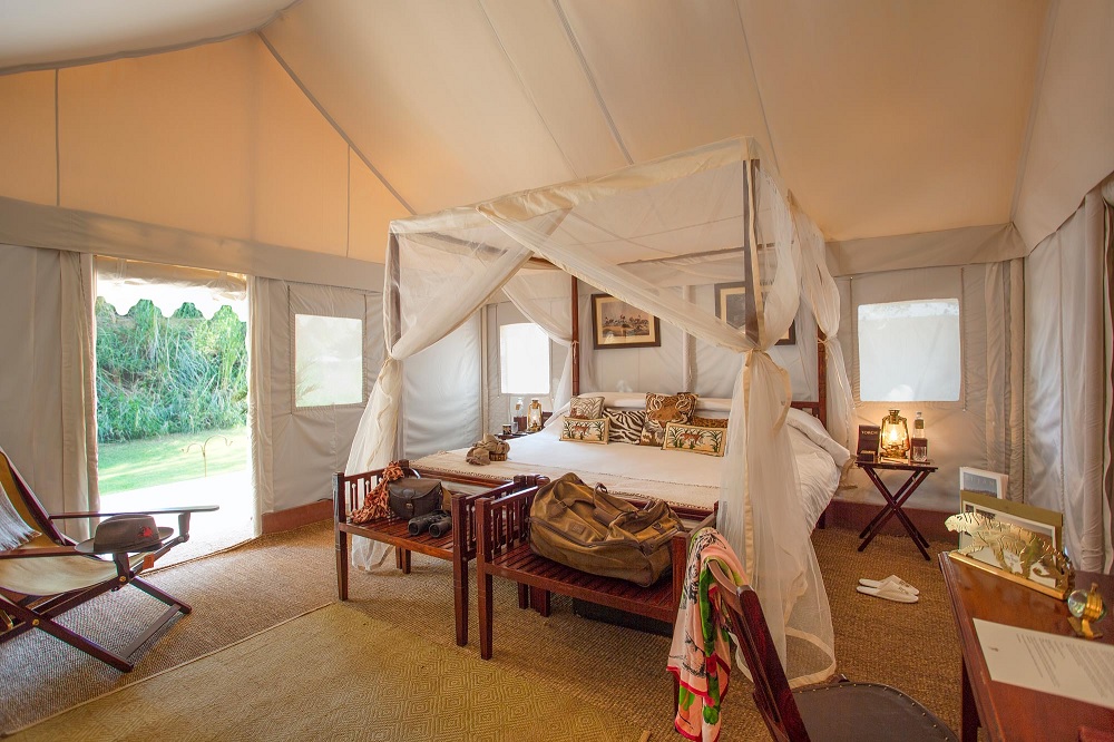 Sujan Sherbagh Resort Luxury Tent Bedroom