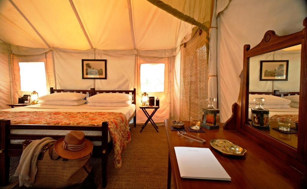 Sujan Sherbagh Resort Luxury Tent Bedroom1